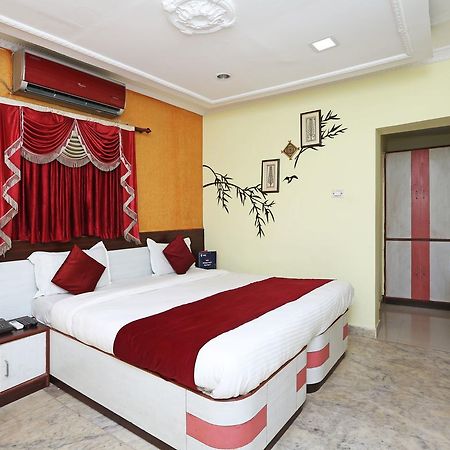 Oyo 4526 Jaydev Vihar Hotel Bhubaneswar Exterior photo