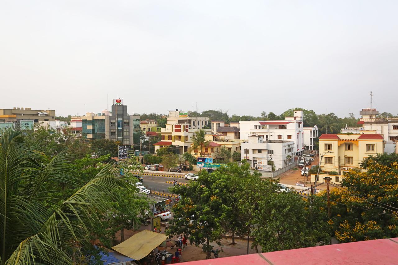 Oyo 4526 Jaydev Vihar Hotel Bhubaneswar Exterior photo